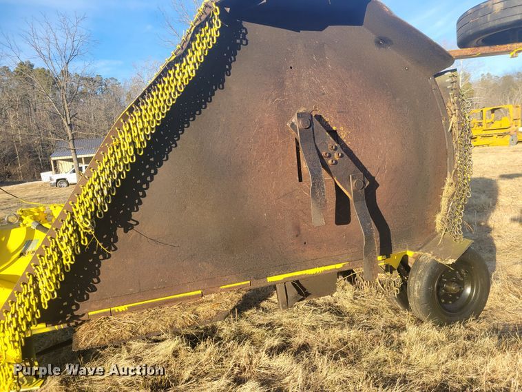 image for item KH9834 2004 Alamo HY15  batwing rotary mower