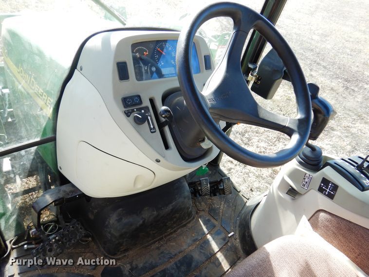 image for item KJ9509 2012 John Deere 4720  MFWD tractor