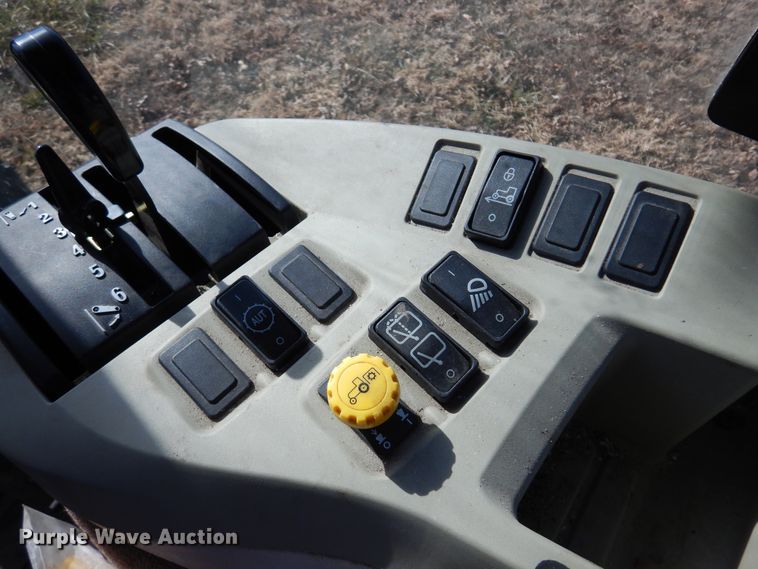 image for item KJ9509 2012 John Deere 4720  MFWD tractor