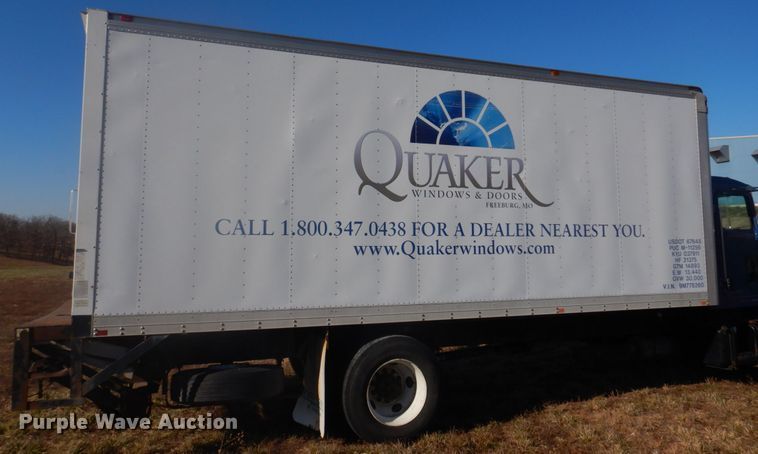 image for item DH8088 2009 Peterbilt 335  box truck