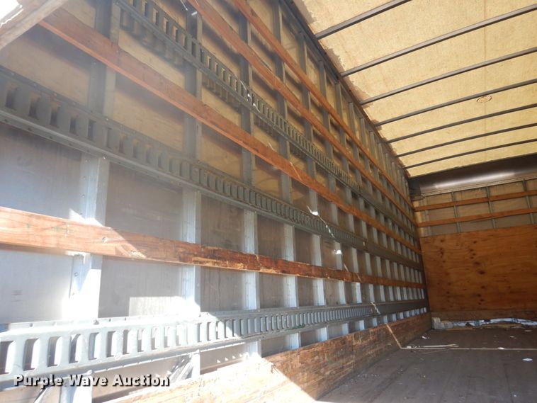 image for item DH8088 2009 Peterbilt 335  box truck