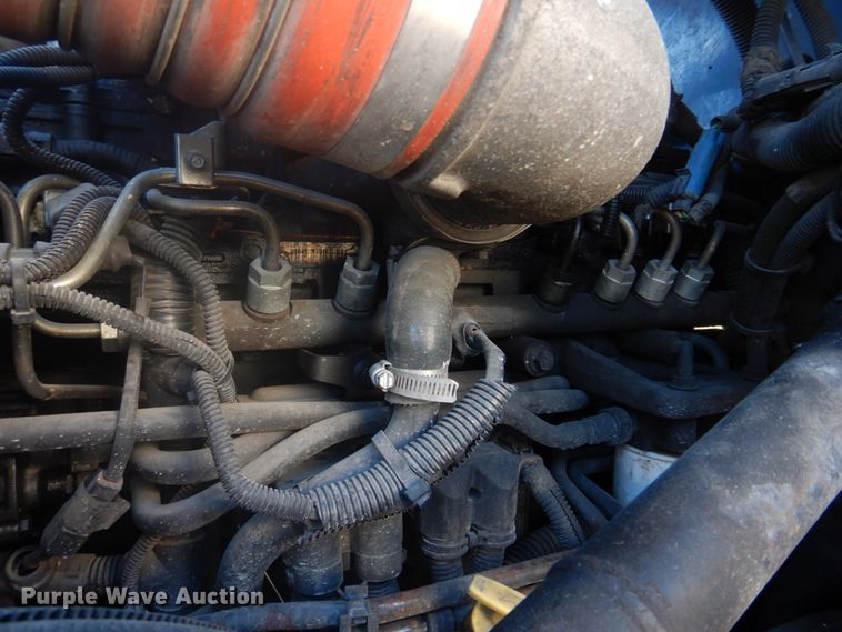 image for item DH8088 2009 Peterbilt 335  box truck