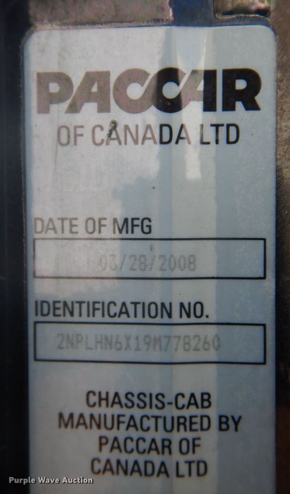 image for item DH8088 2009 Peterbilt 335  box truck