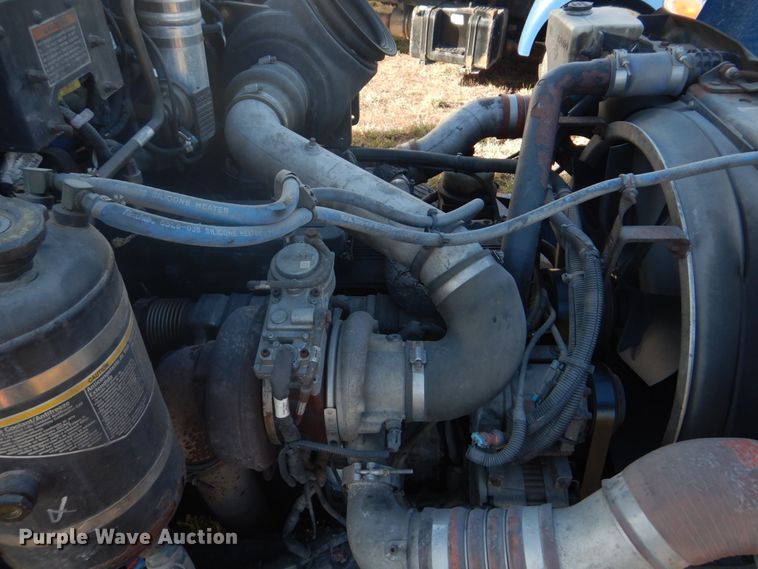 image for item DH8088 2009 Peterbilt 335  box truck