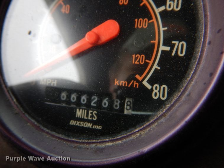 image for item DH8159 1995 Freightliner FLB  semi truck