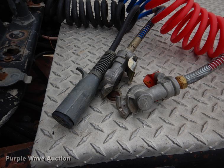 image for item DH8160 1982 Peterbilt 362  semi truck