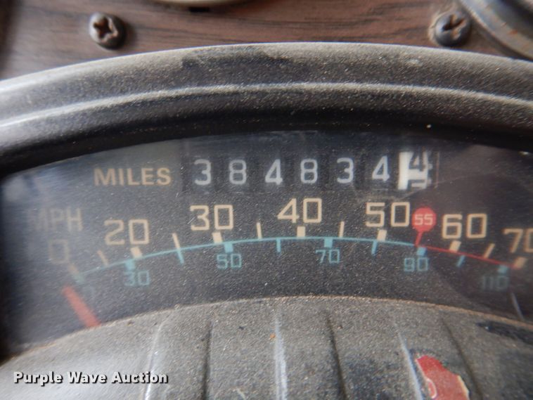 image for item DH8160 1982 Peterbilt 362  semi truck