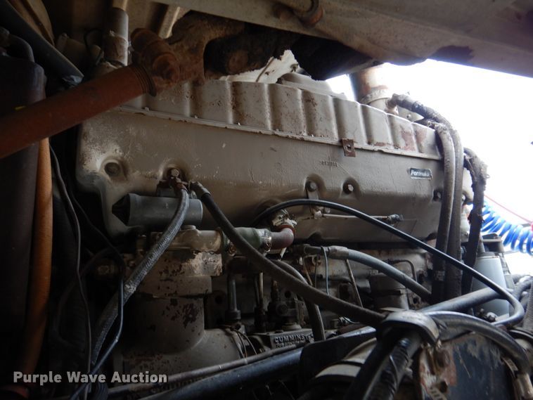 image for item DH8160 1982 Peterbilt 362  semi truck