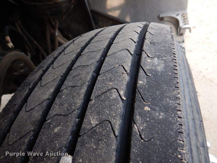 image for item DH8160 1982 Peterbilt 362  semi truck