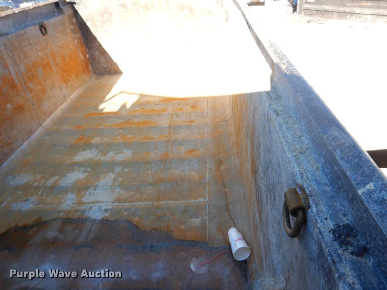 image for item DH8162 1999 International 9200  dump truck