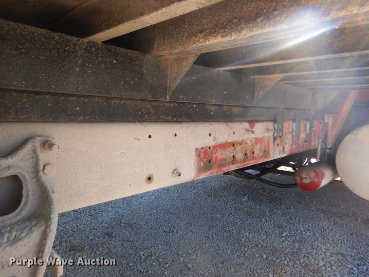 image for item DH8162 1999 International 9200  dump truck