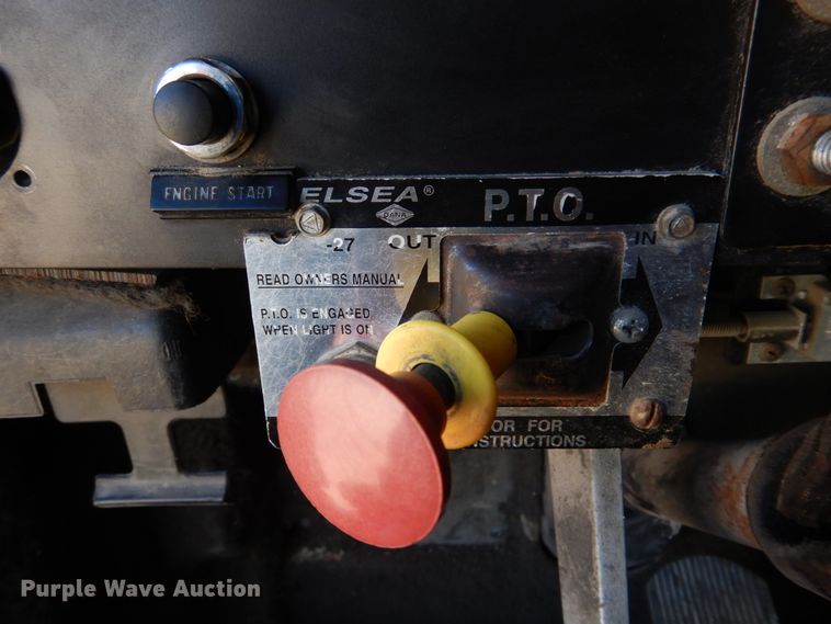 image for item DH8162 1999 International 9200  dump truck