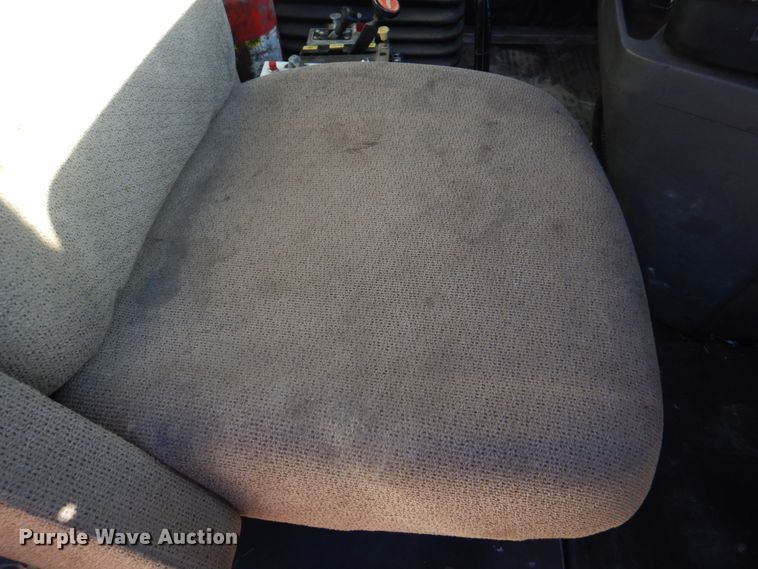 image for item DH8162 1999 International 9200  dump truck