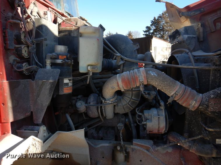 image for item DH8162 1999 International 9200  dump truck