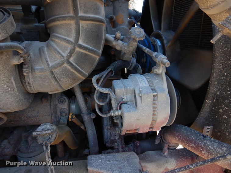 image for item DH8162 1999 International 9200  dump truck