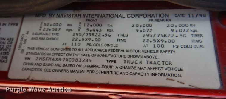 image for item DH8162 1999 International 9200  dump truck