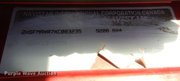 image for item DH8162 1999 International 9200  dump truck