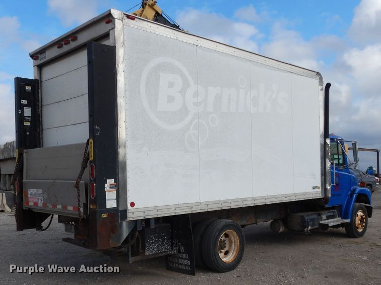 image for item DI8609 2000 Freightliner FL60  box truck