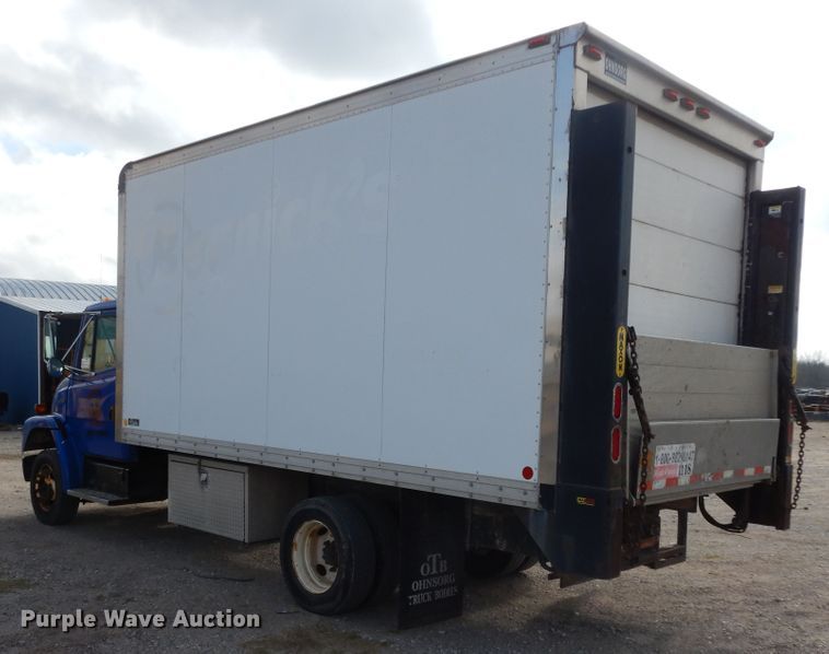 image for item DI8609 2000 Freightliner FL60  box truck