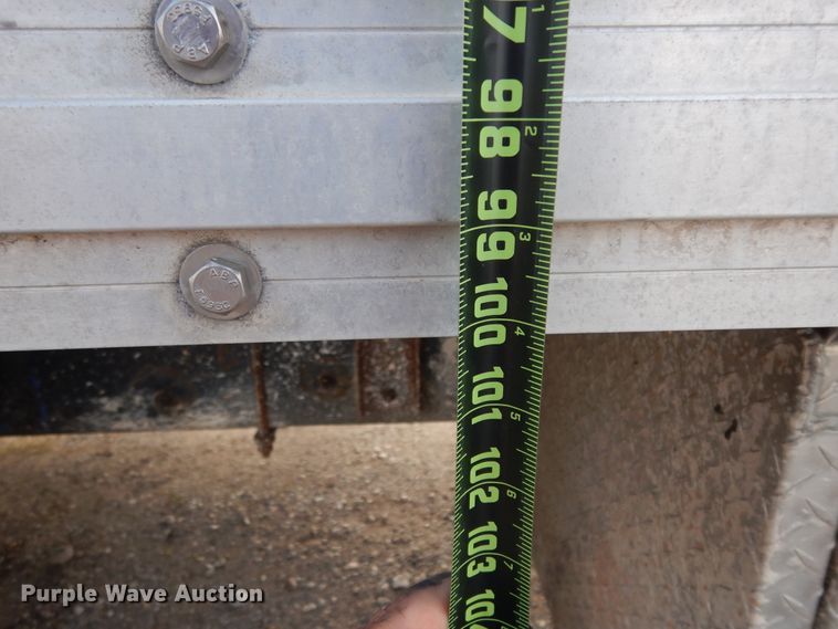 image for item DI8609 2000 Freightliner FL60  box truck