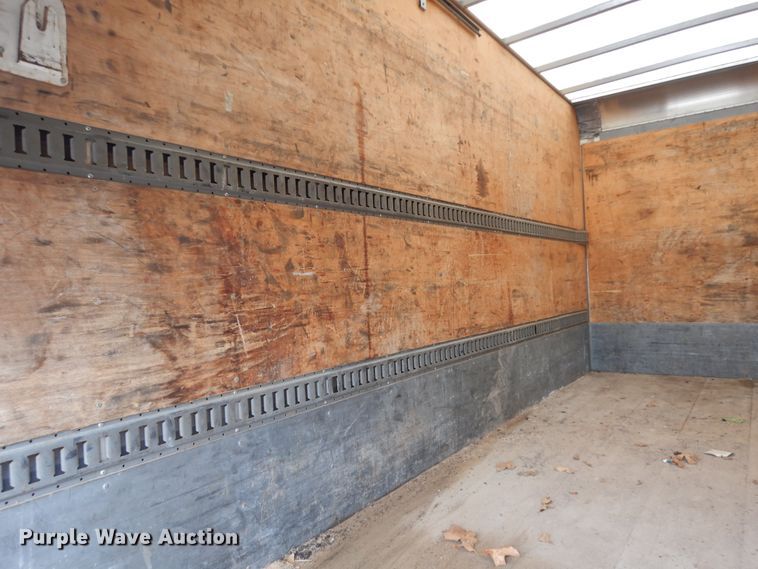 image for item DI8609 2000 Freightliner FL60  box truck