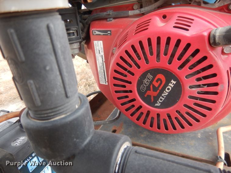 image for item DJ1249 1988 Fruehauf 307SS  fertilizer delivery trailer