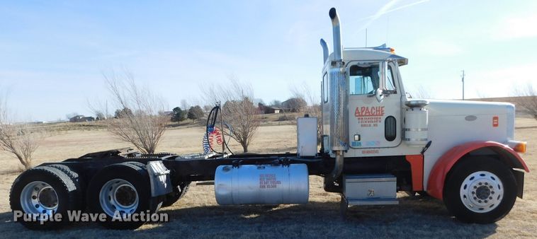 image for item DJ7573 1998 Peterbilt 379  semi truck