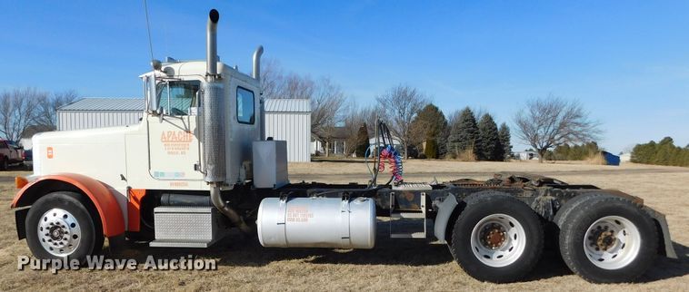 image for item DJ7573 1998 Peterbilt 379  semi truck