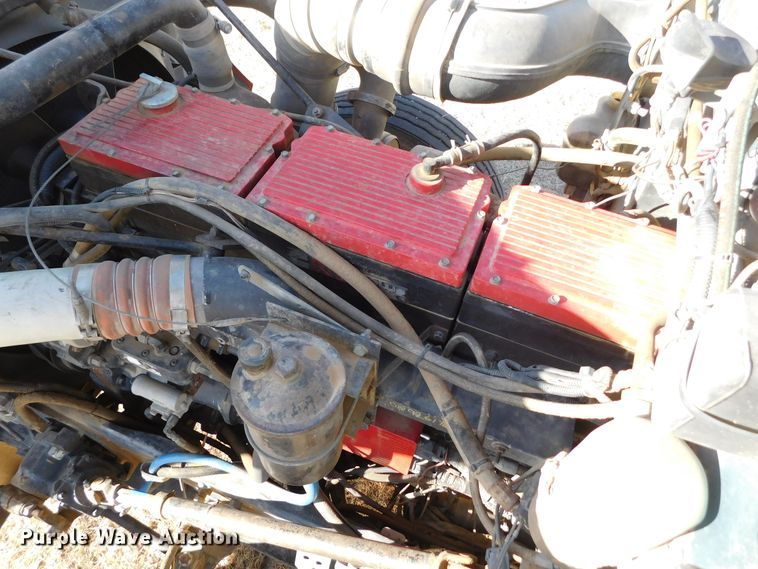 image for item DJ7573 1998 Peterbilt 379  semi truck