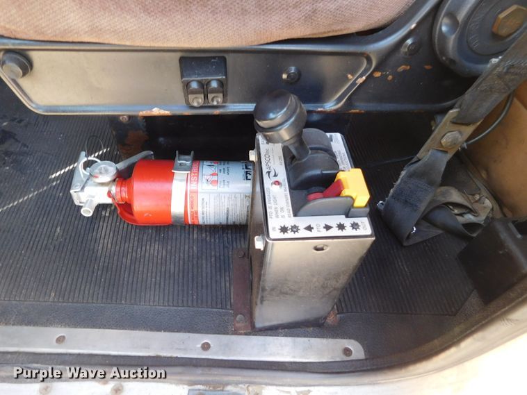 image for item DJ7573 1998 Peterbilt 379  semi truck