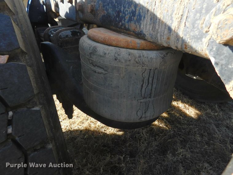 image for item DJ7573 1998 Peterbilt 379  semi truck