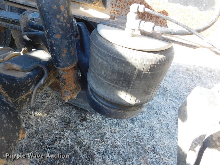 image for item DJ7573 1998 Peterbilt 379  semi truck