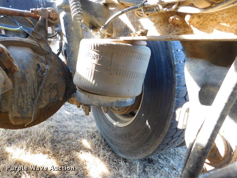 image for item DJ7573 1998 Peterbilt 379  semi truck