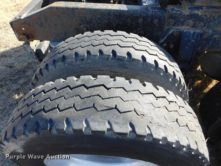 image for item DJ7573 1998 Peterbilt 379  semi truck