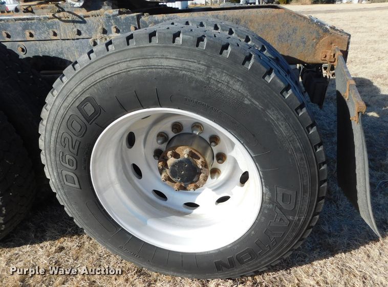 image for item DJ7573 1998 Peterbilt 379  semi truck