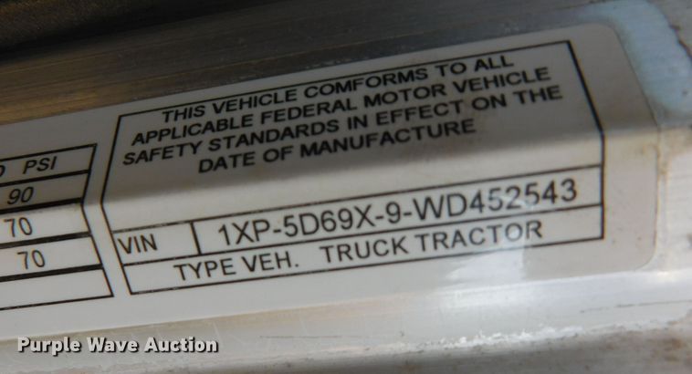 image for item DJ7573 1998 Peterbilt 379  semi truck
