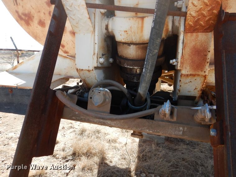 image for item DJ8837 1993 Reliance  end dump trailer