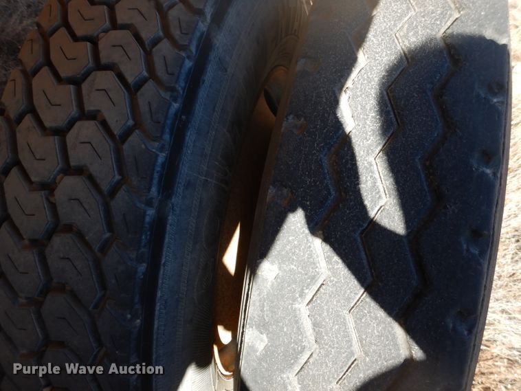 image for item DJ8837 1993 Reliance  end dump trailer