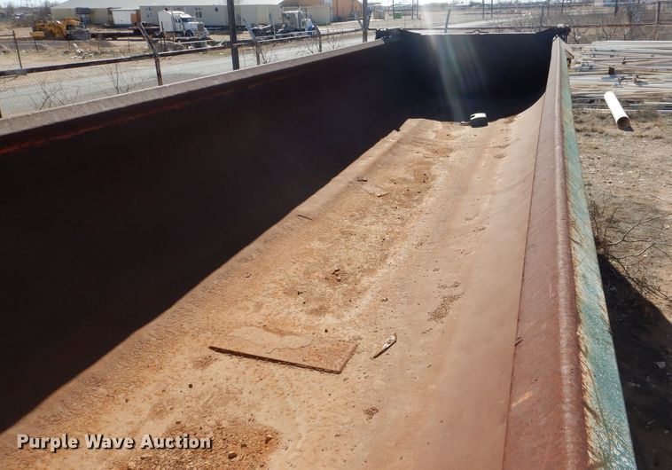 image for item DJ8837 1993 Reliance  end dump trailer