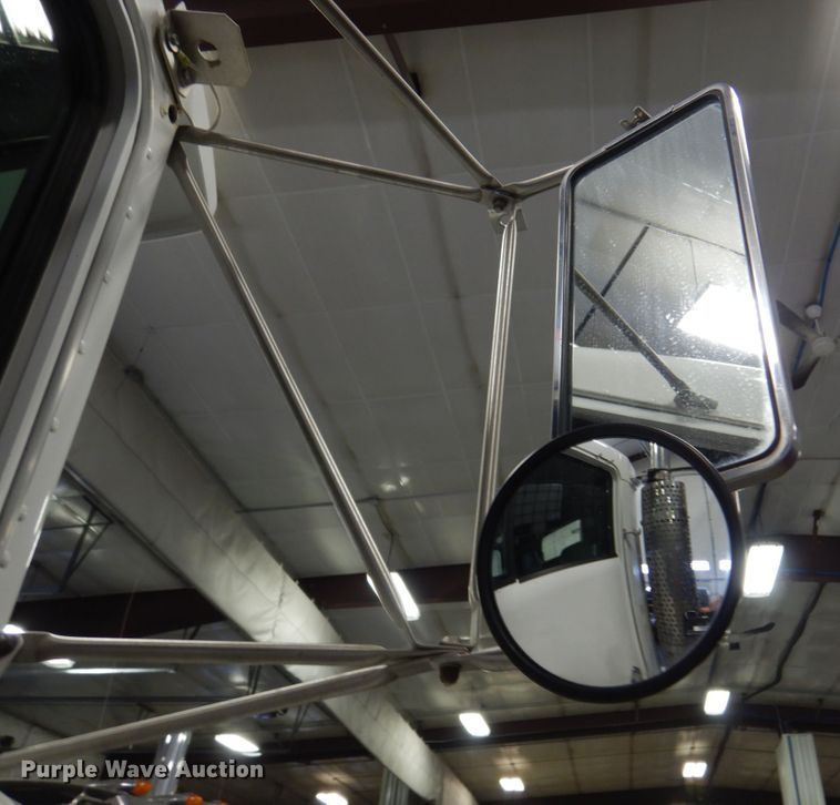 image for item DK8737 1993 Kenworth T800  semi truck