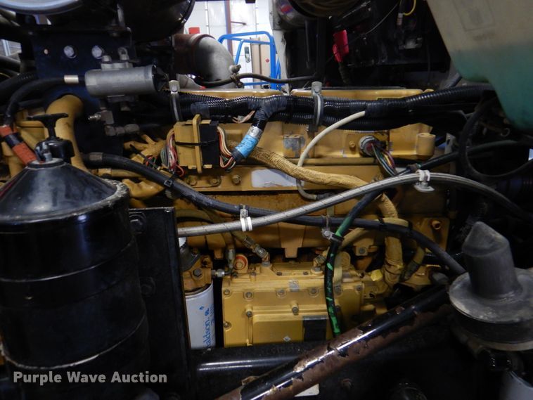 image for item DK8737 1993 Kenworth T800  semi truck