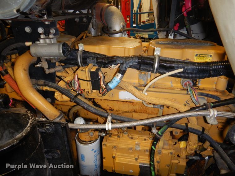 image for item DK8737 1993 Kenworth T800  semi truck