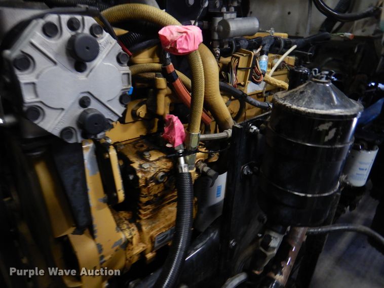 image for item DK8737 1993 Kenworth T800  semi truck