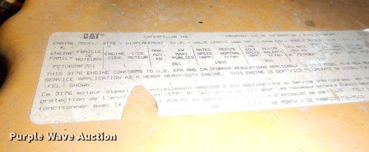 image for item DK8737 1993 Kenworth T800  semi truck