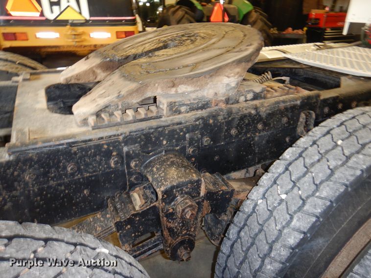 image for item DK8737 1993 Kenworth T800  semi truck