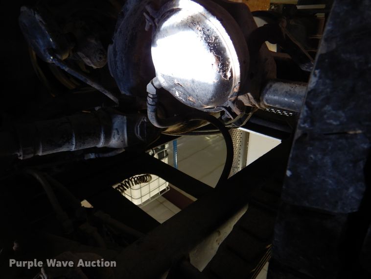 image for item DK8737 1993 Kenworth T800  semi truck