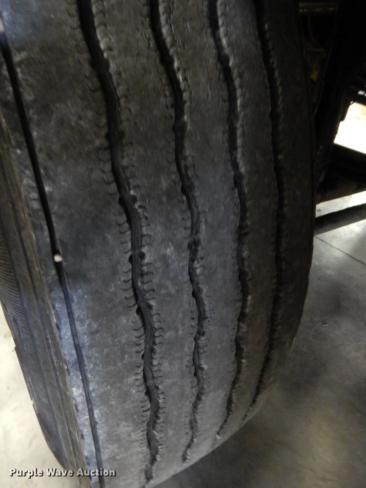 image for item DK8737 1993 Kenworth T800  semi truck