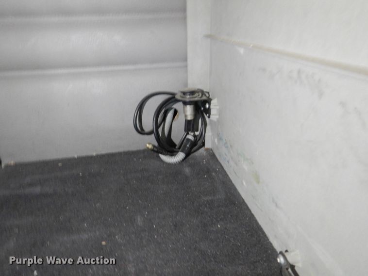 image for item DK8738 2006 Freightliner Columbia  semi truck