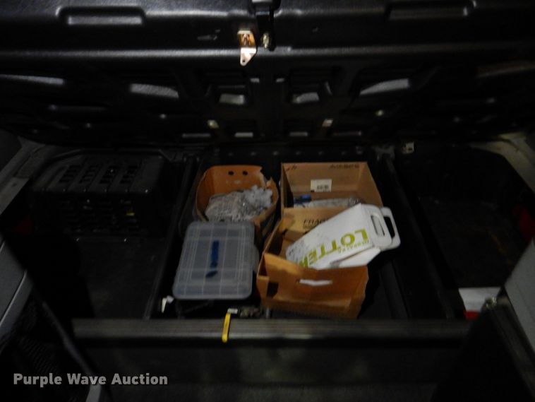 image for item DK8738 2006 Freightliner Columbia  semi truck