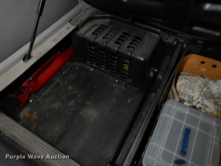 image for item DK8738 2006 Freightliner Columbia  semi truck